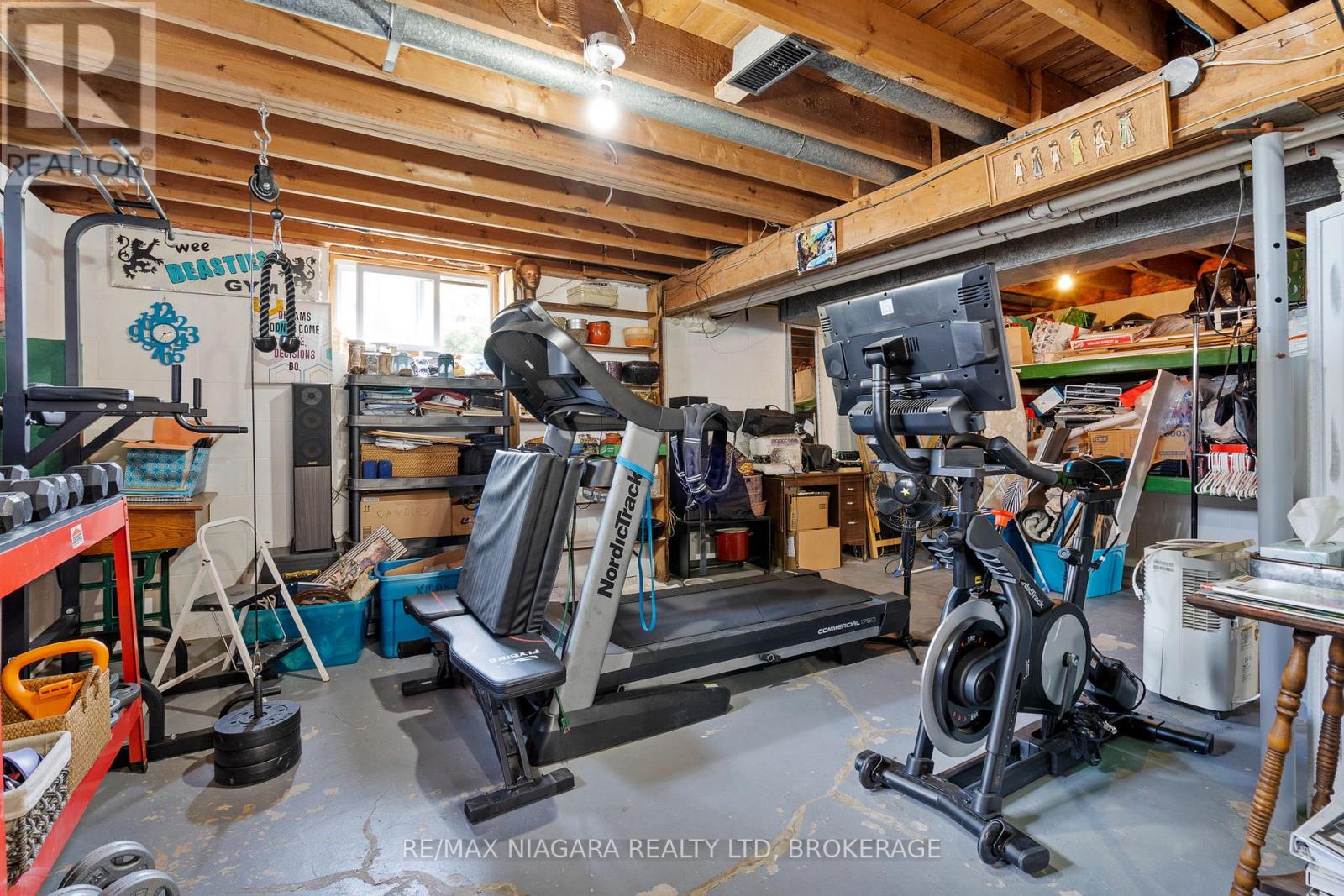 10825 LAKESHORE ROAD W - 27