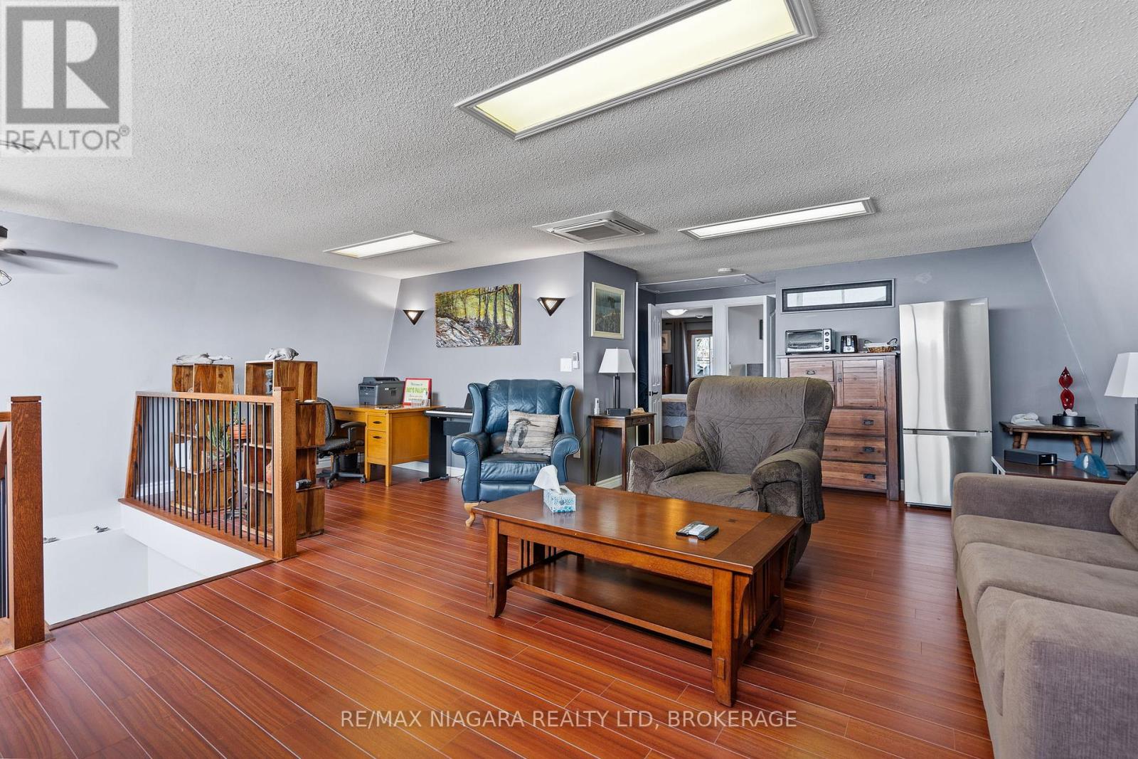 10825 LAKESHORE ROAD W - 19