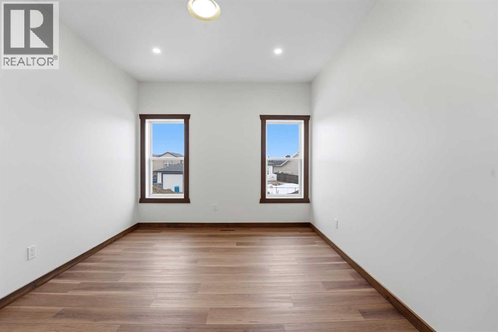 5123 55 Street Close - 20