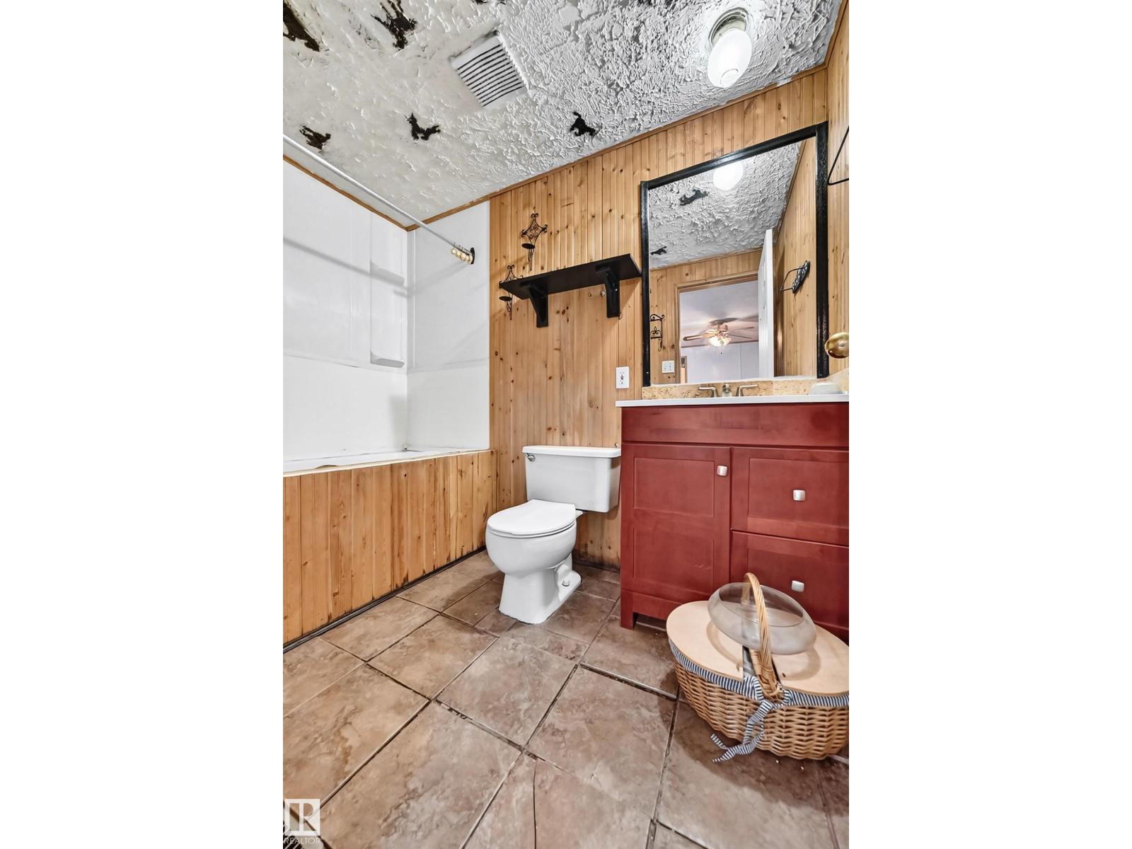 23328 HWY 37 - 43
