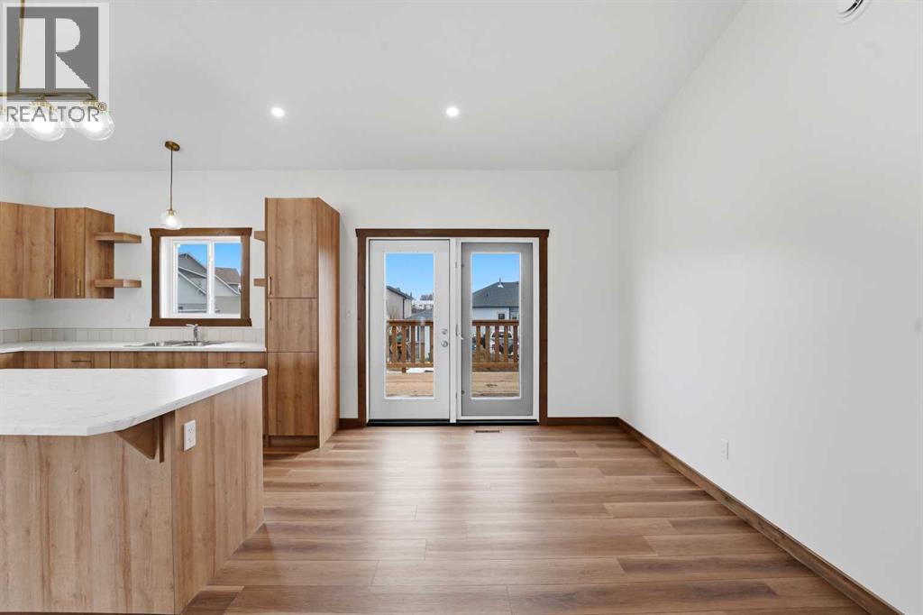 5123 55 Street Close - 16