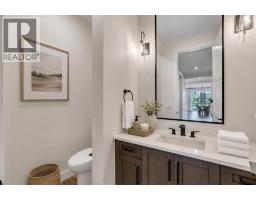 4pc Bathroom - 236 Marina Grove Se, Calgary, AB T3M3J4 Photo 18