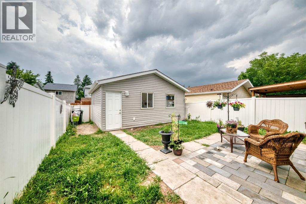 46 Dovercliffe Way SE - 44
