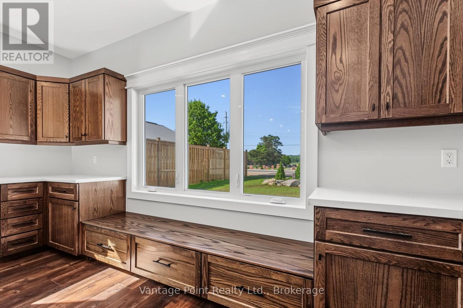 107 TORONTO ROAD - 10