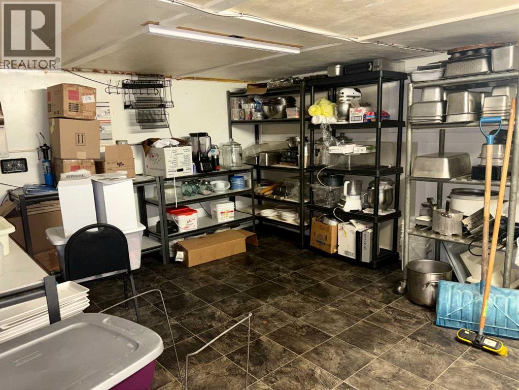 4926 50 Avenue - Photo 10
