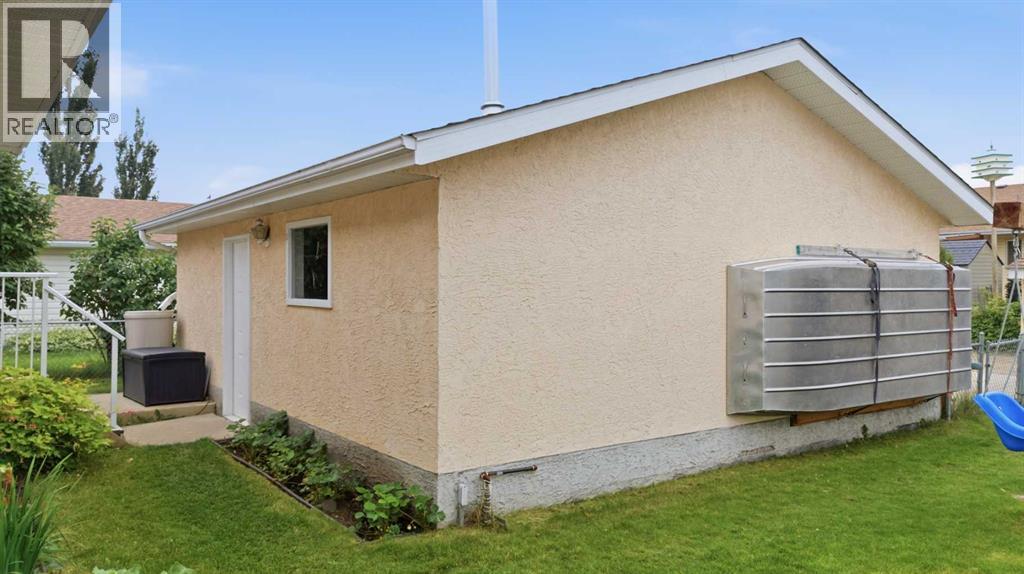 5418 46 Street - 33