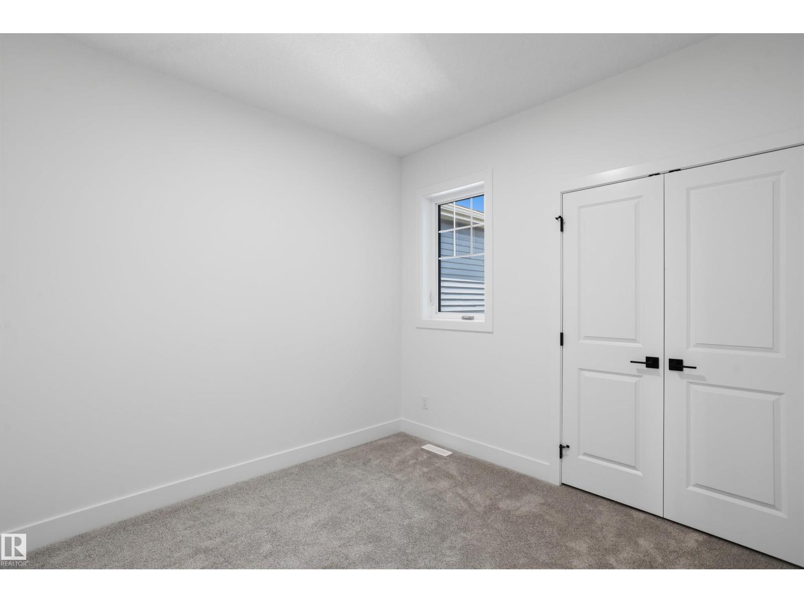 819 158 AV NE - Image 36