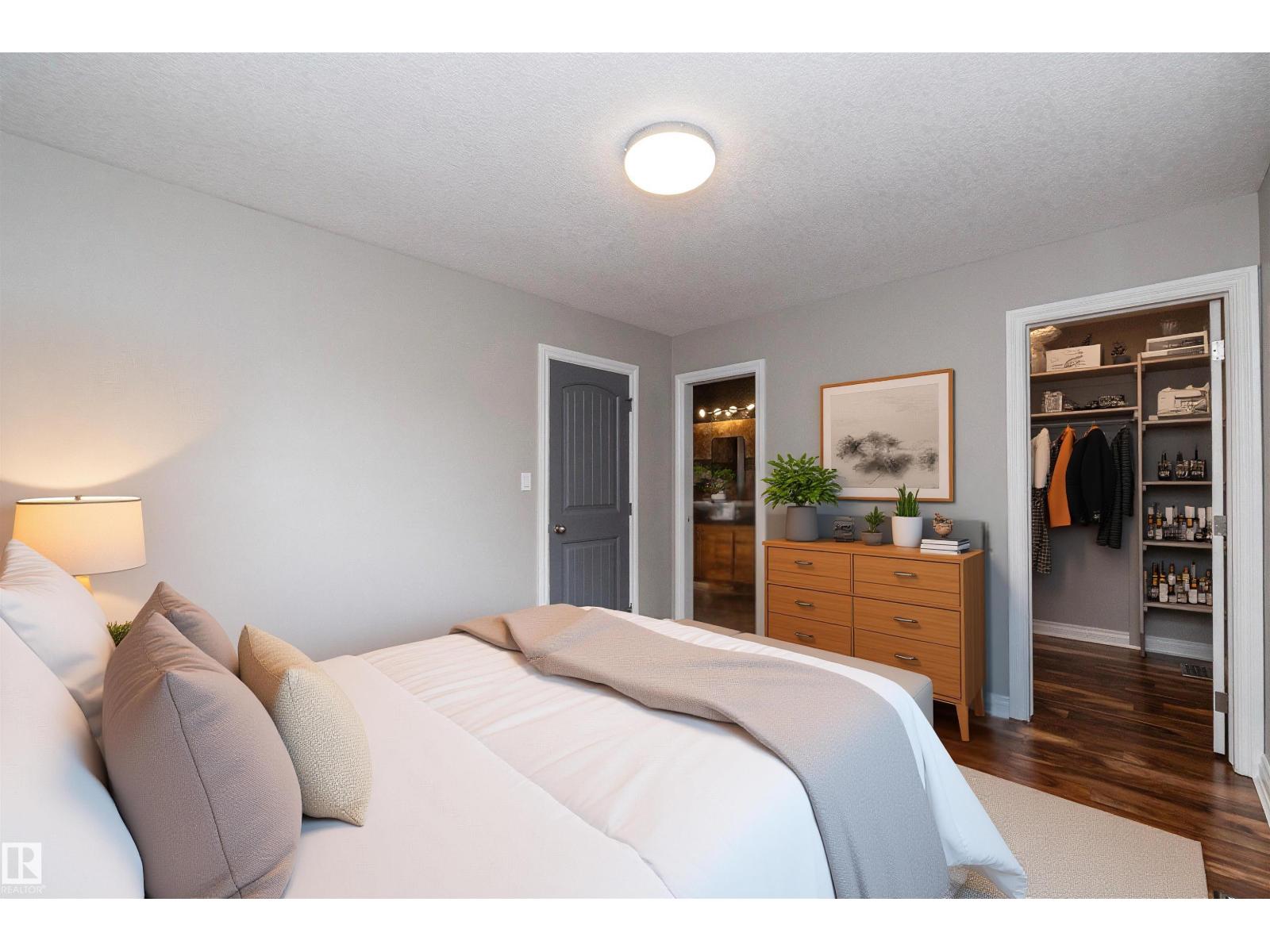 11915 77 ST NW - 37