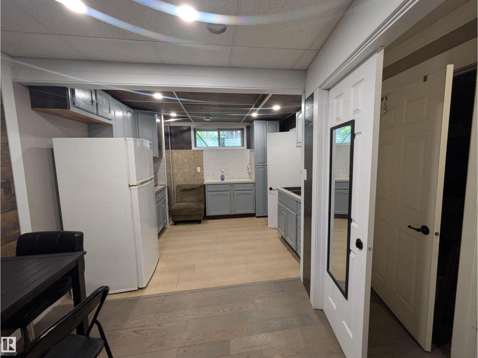 11915 77 ST NW - 59