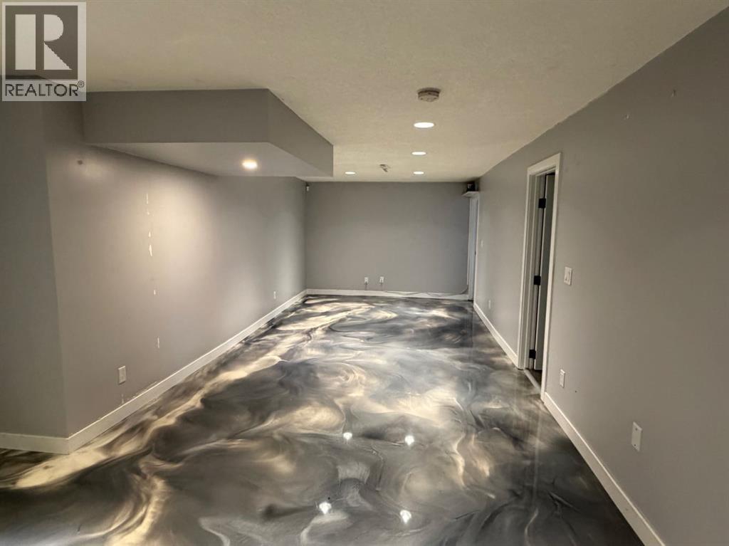 80 Allandale Close SE - 24