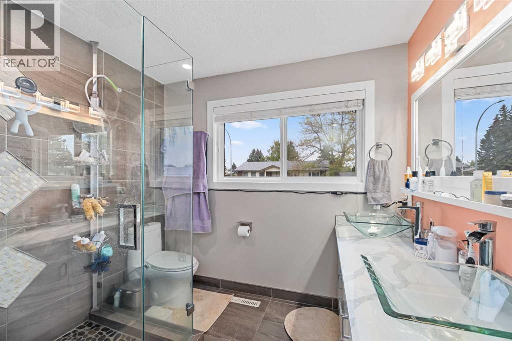 80 Allandale Close SE - 19