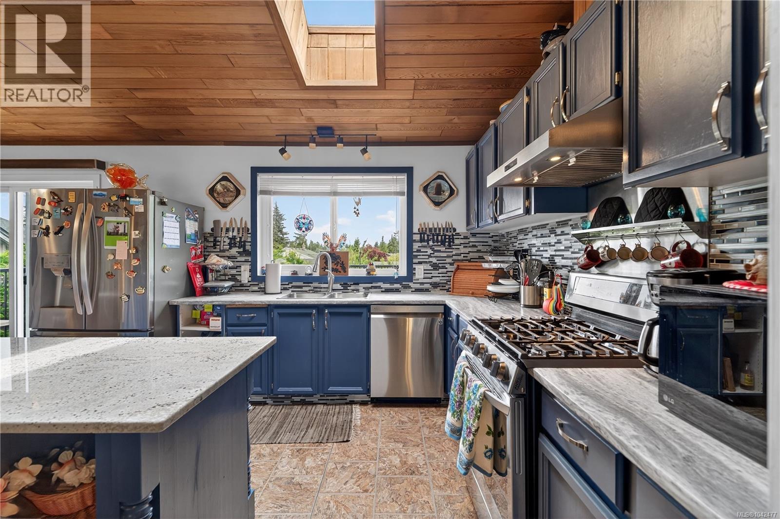 1215 Gilley Cres - 18