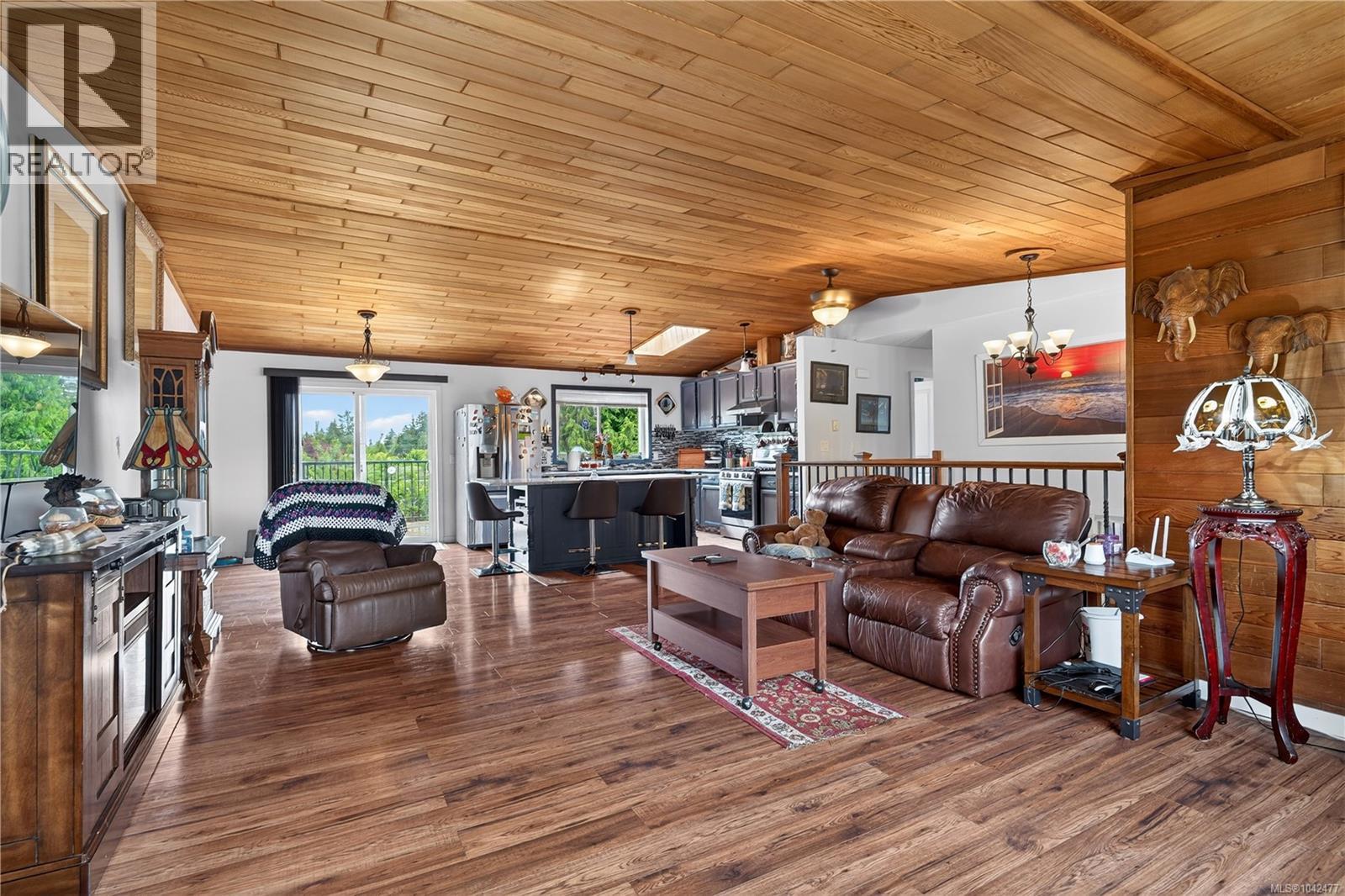 1215 Gilley Cres - 15