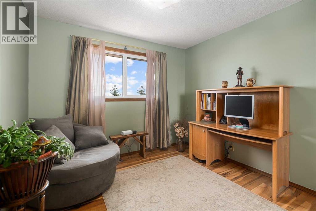 274048 Range Road 261 - 22