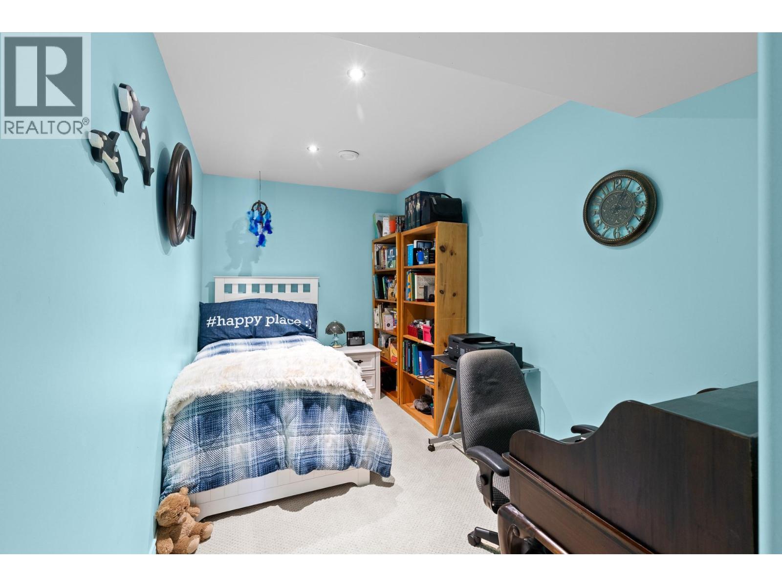 #8 3425 East Boundary Road - 33