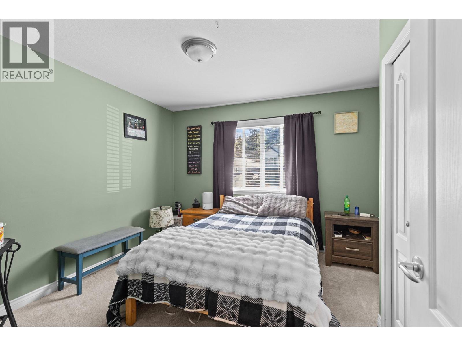#8 3425 East Boundary Road - 21