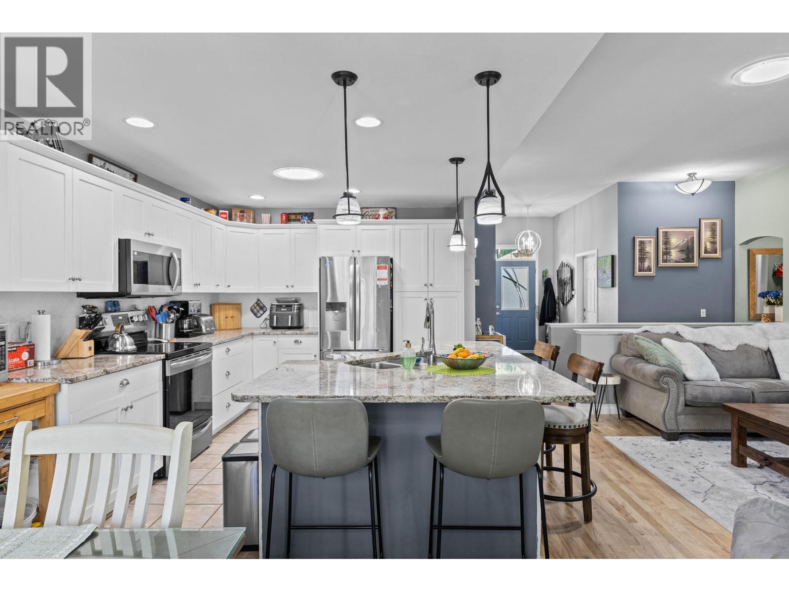 #8 3425 East Boundary Road - Image 17