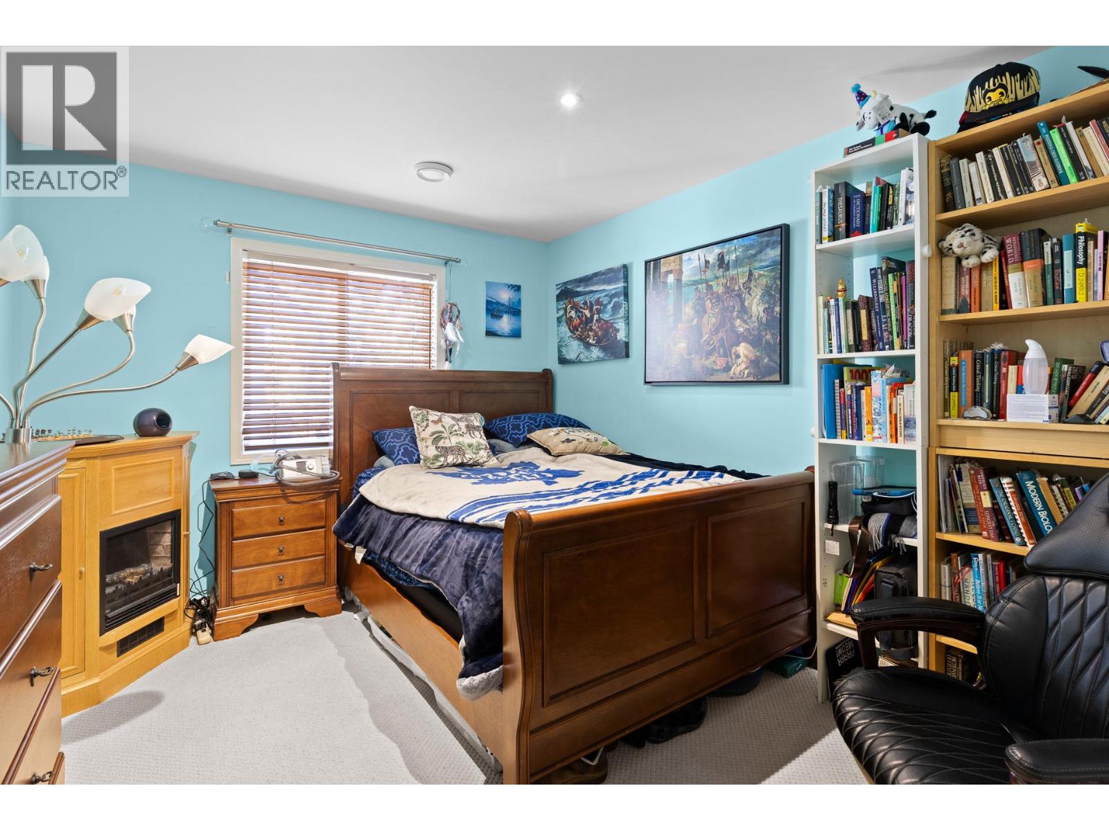 #8 3425 East Boundary Road - 38