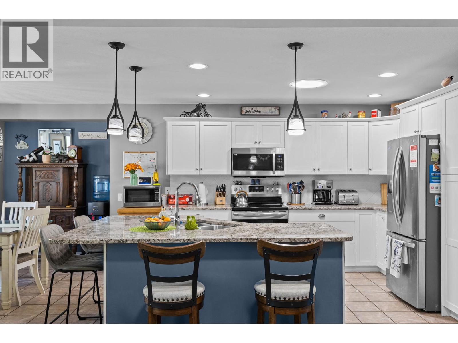 #8 3425 East Boundary Road - 8