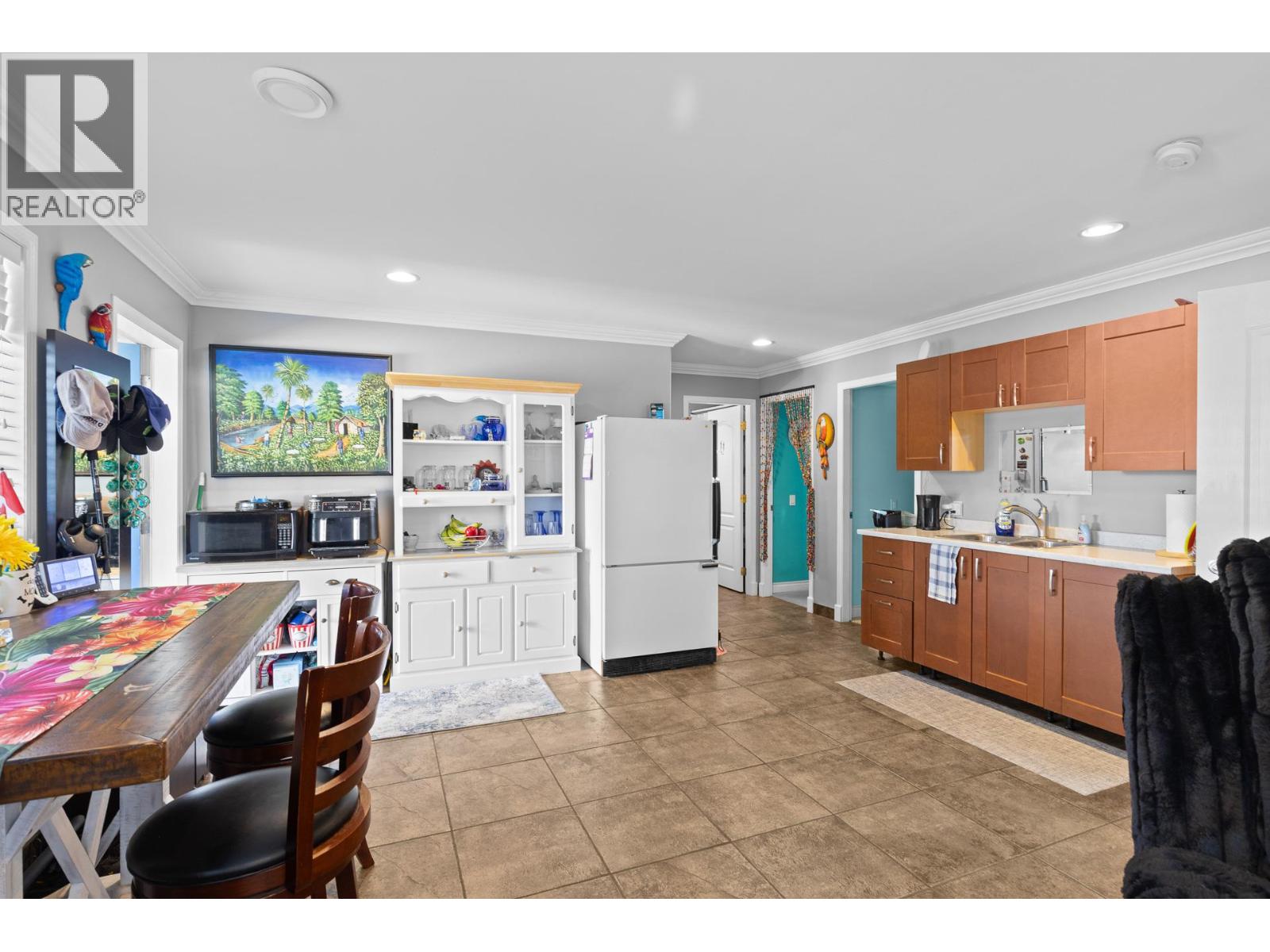 #8 3425 East Boundary Road - 30