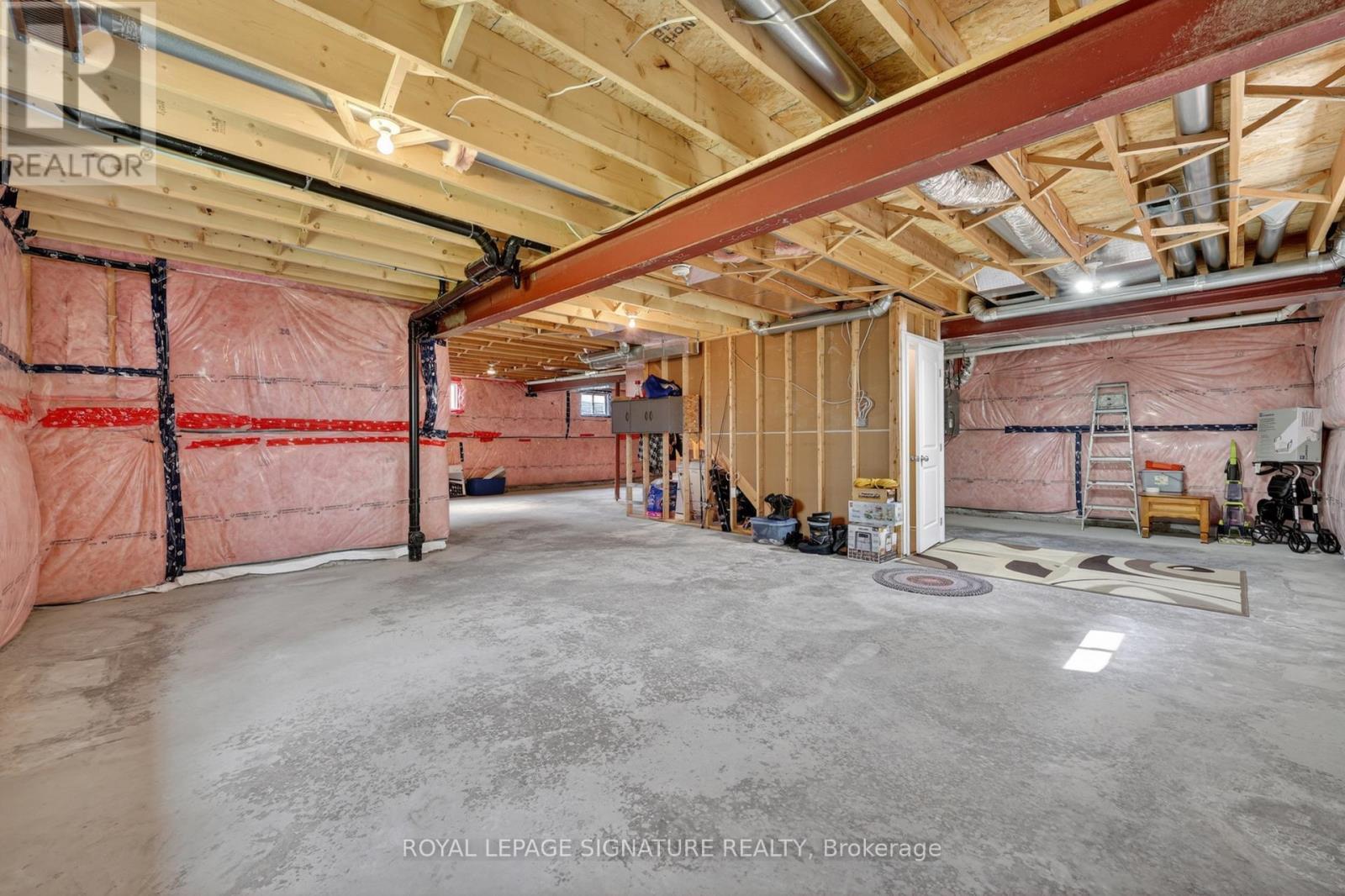 22 HUNTER AVENUE - 30