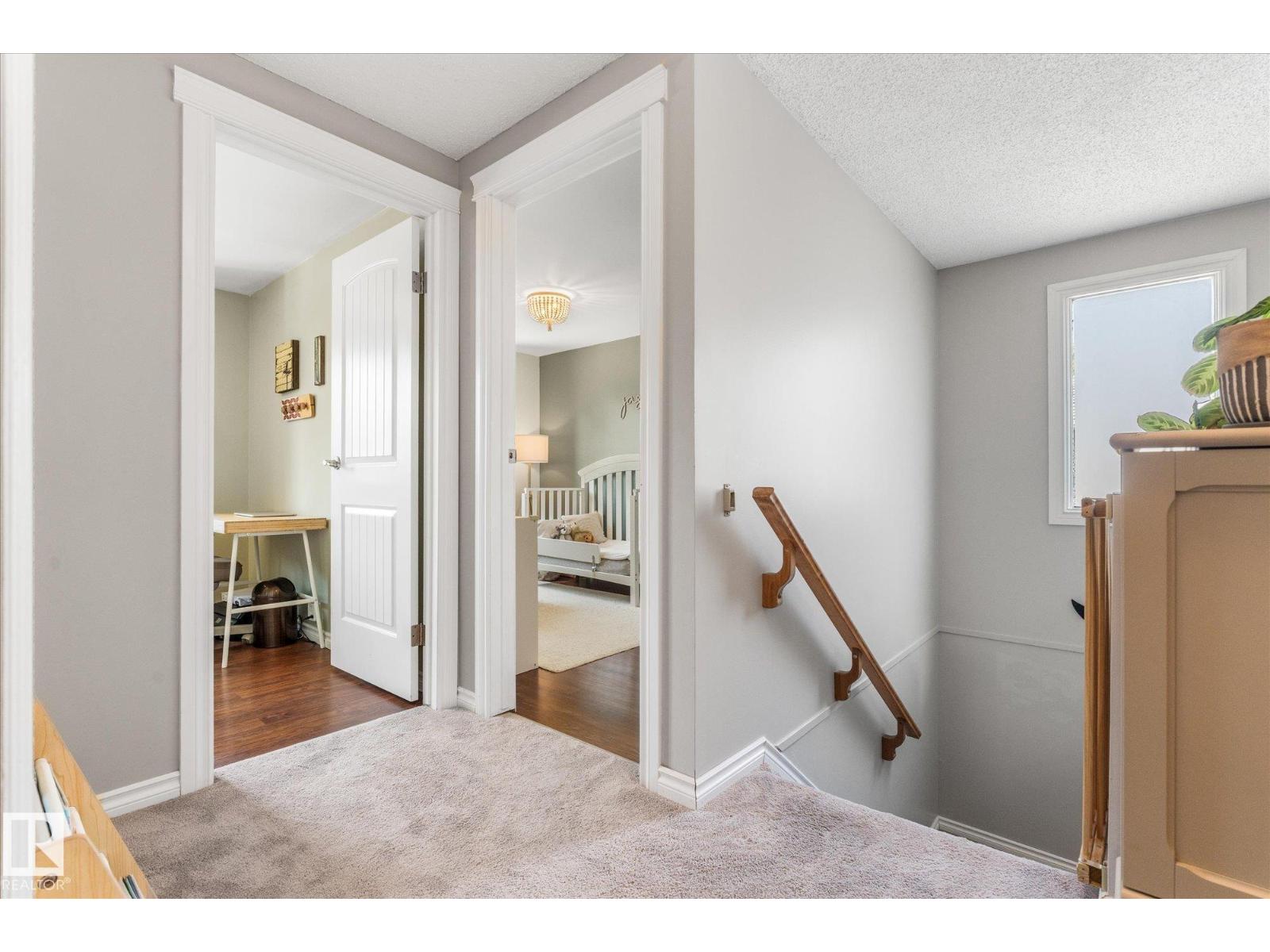 4718 35 AV NW - 18