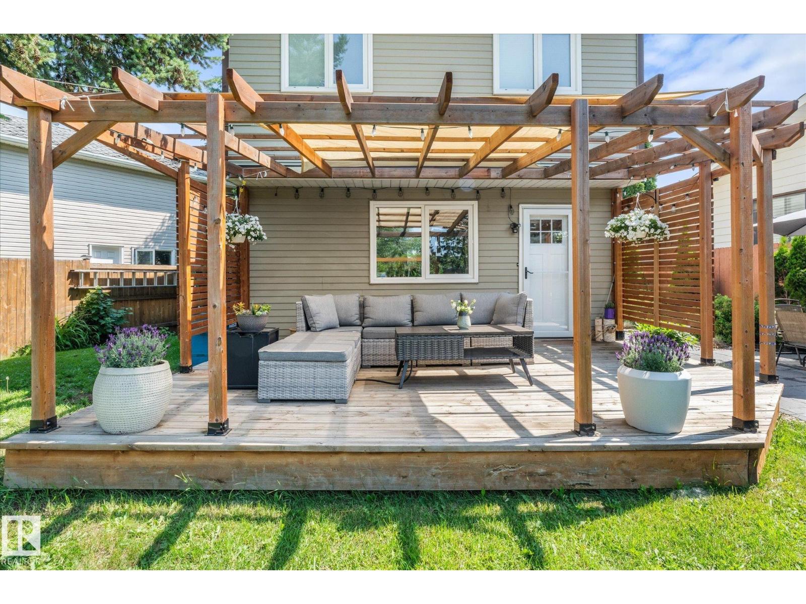 4718 35 AV NW - 2