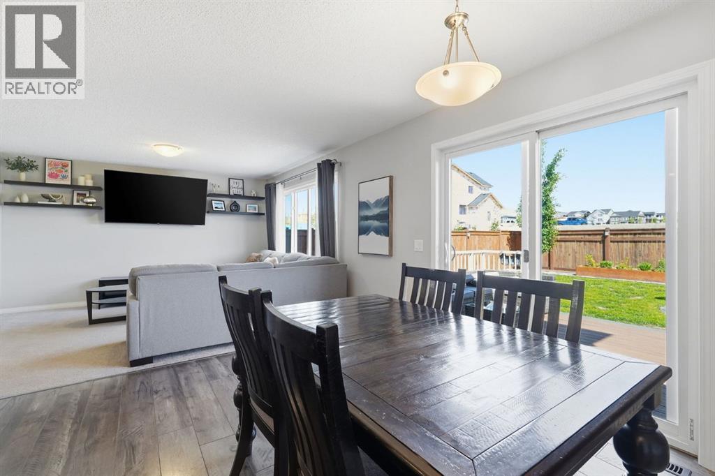 73 Mount Rae Heights - 13