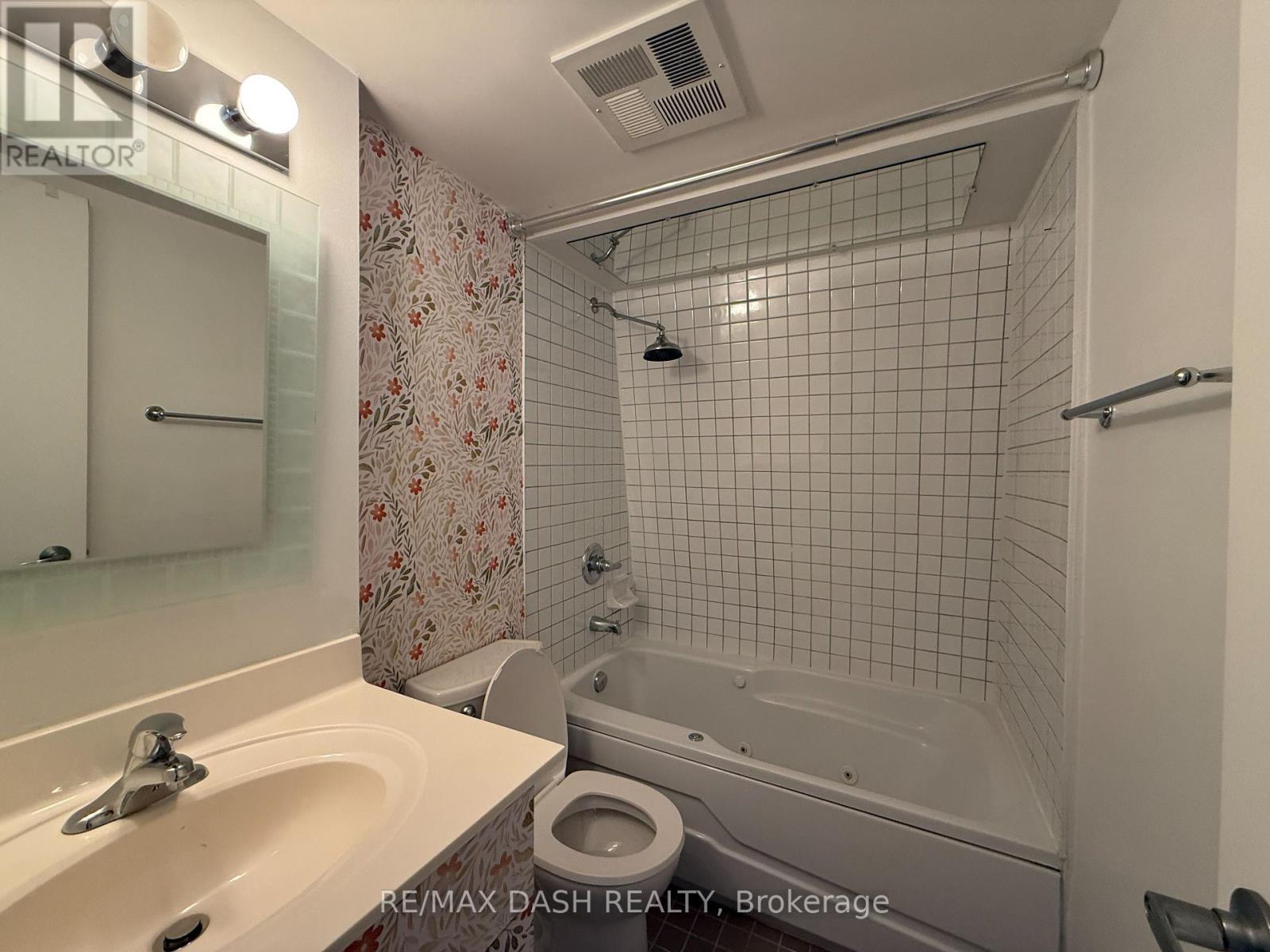 #342 415 JARVIS STREET - 17