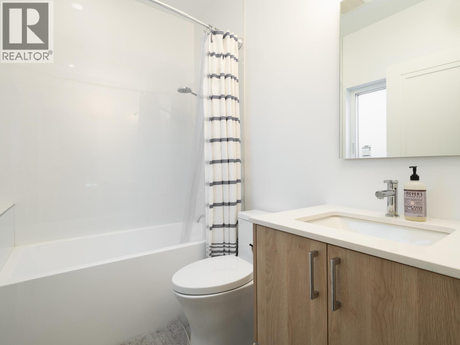 5 Bed, 6 Bath House for Sale in Vancouver – 2305 W KING EDWARD AVENUE, Vancouver – MLS# R3138812 - Image 21