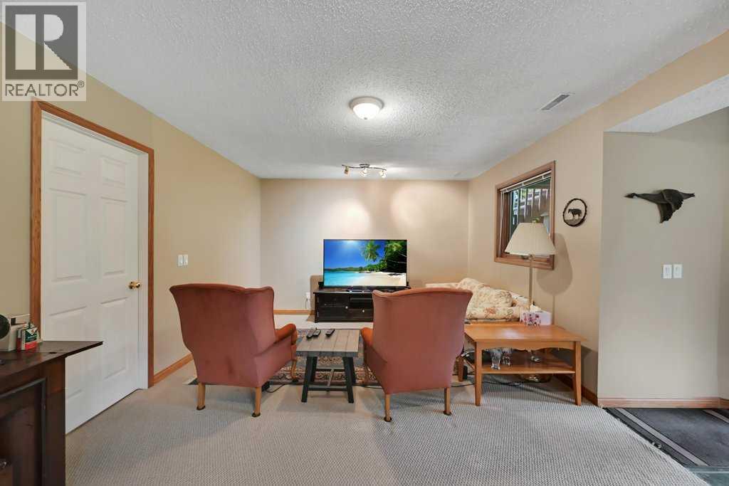 158 Valley Glen Heights NW - 35