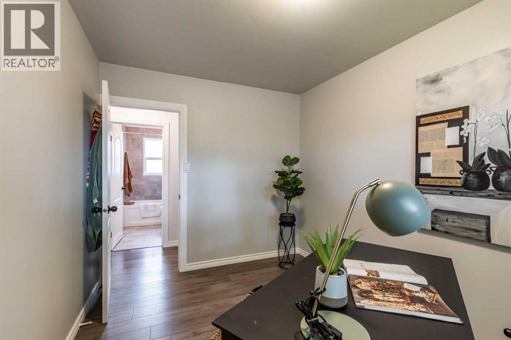2666 16 Avenue SE - Image 22
