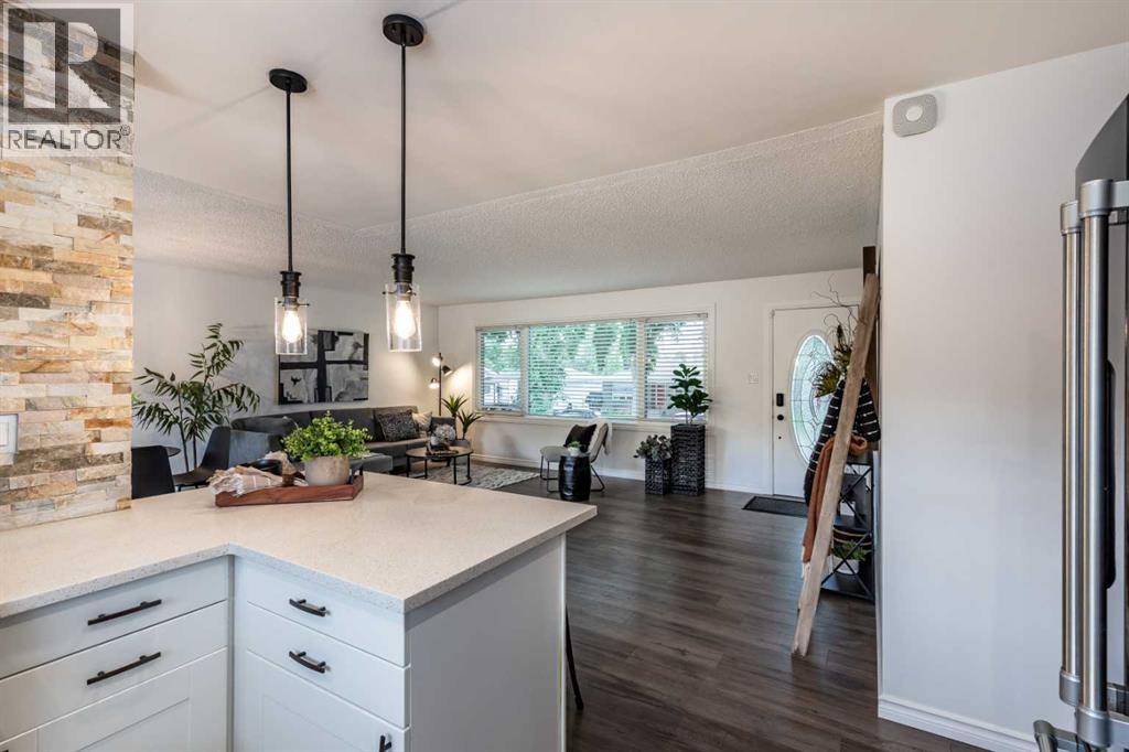 2666 16 Avenue SE - Image 18