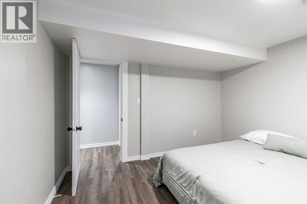 2666 16 Avenue SE - Image 41