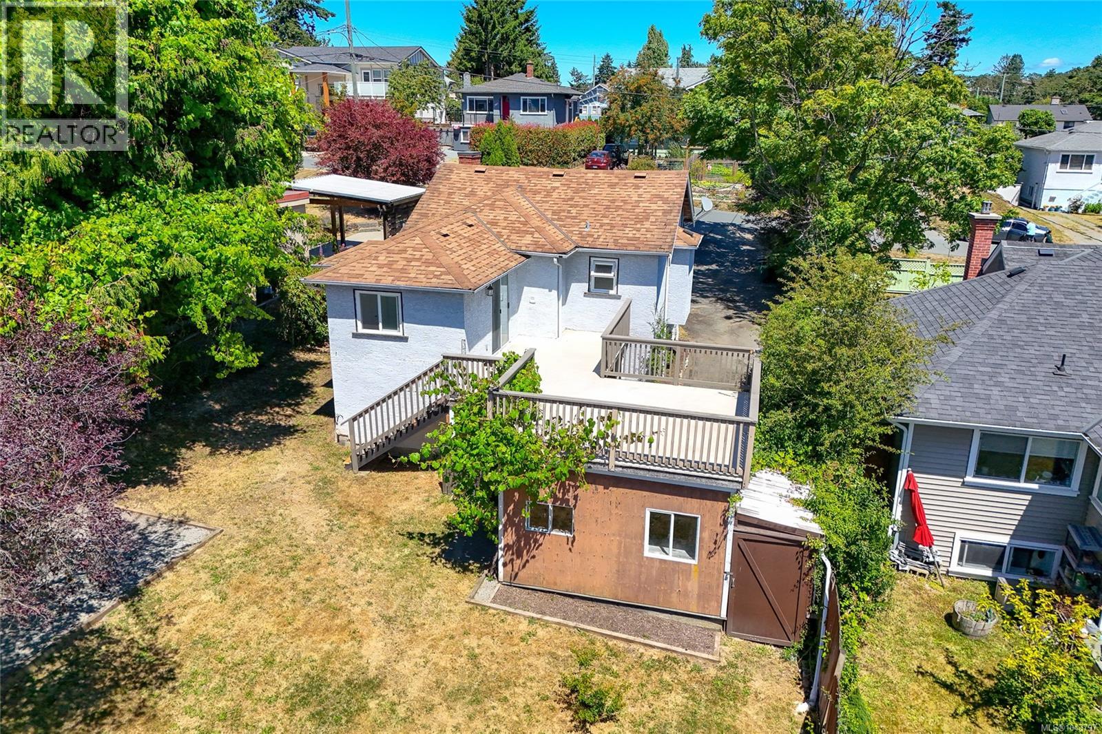 881 Leslie Dr - 44