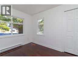 881 Leslie Dr, Saanich, BC V8X2Y3 Photo 18