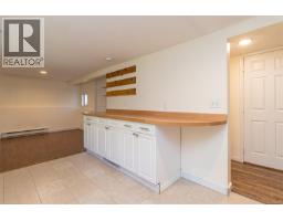 881 Leslie Dr, Saanich, BC V8X2Y3 Photo 26