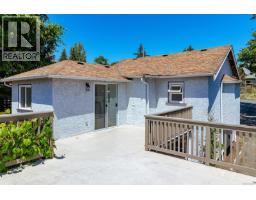 881 Leslie Dr, Saanich, BC V8X2Y3 Photo 34