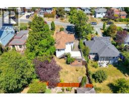 881 Leslie Dr, Saanich, BC V8X2Y3 Photo 41