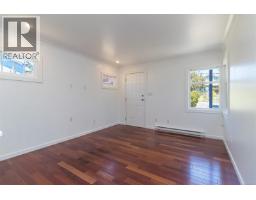 Kitchen - 881 Leslie Dr, Saanich, BC V8X2Y3 Photo 7