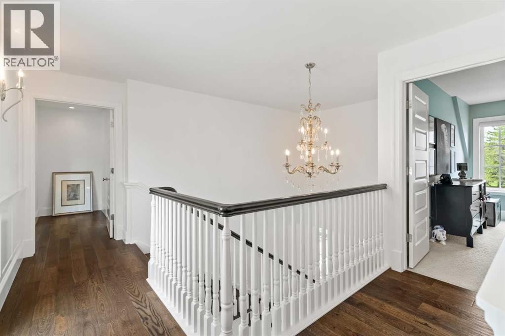3731 37 Street NW - 25