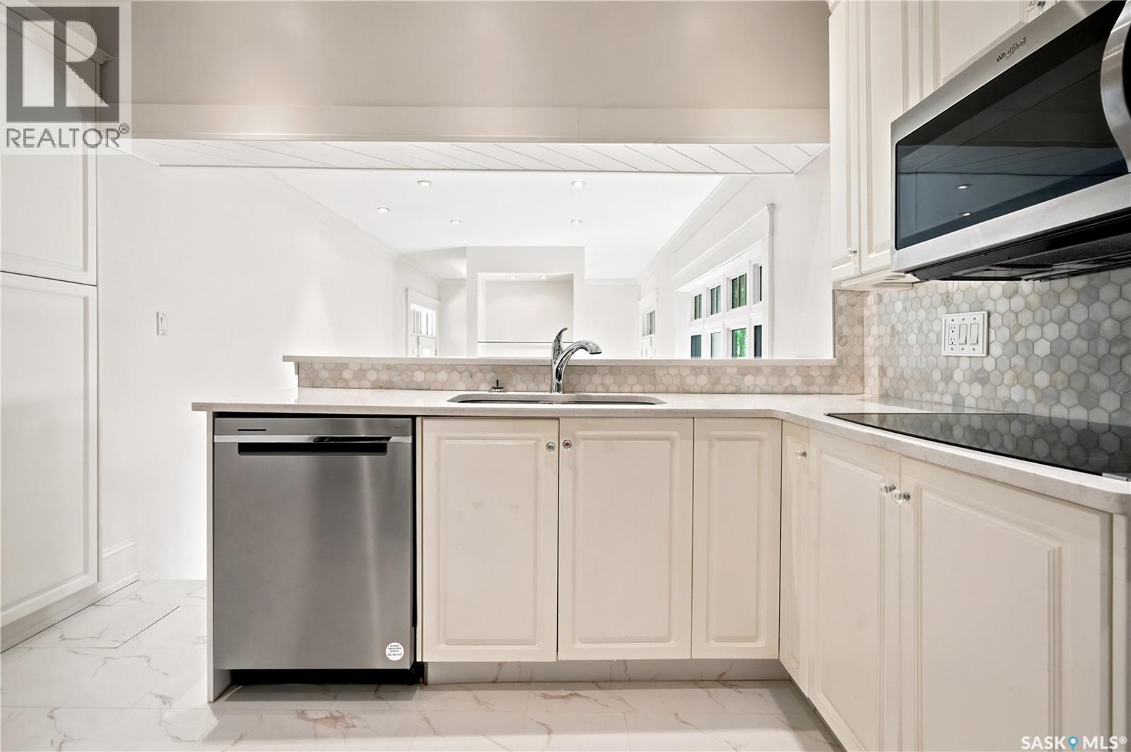 3151 Angus STREET - 18