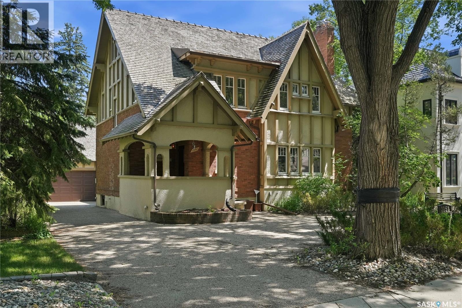 3151 Angus STREET - Image 2