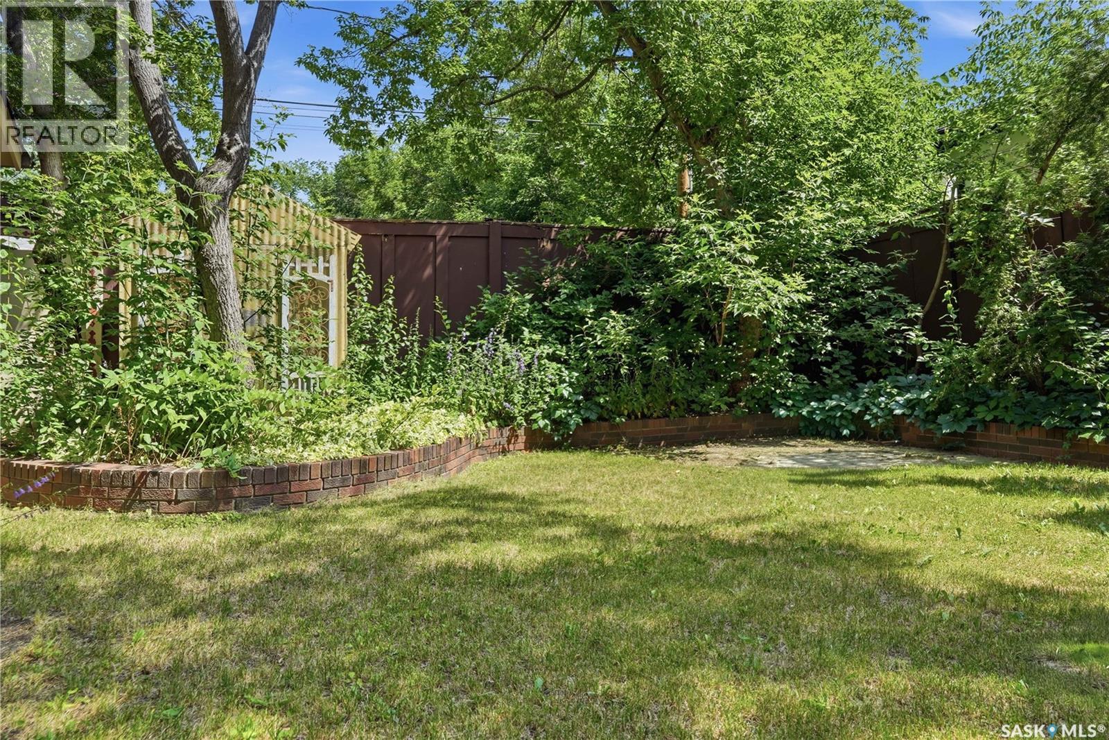 3151 Angus STREET - 52