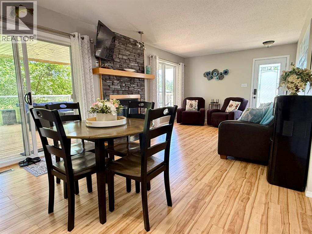 2010 Bayview Drive - 25