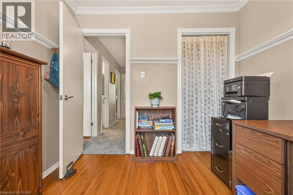 #90 2241 MOUNTAIN GROVE Avenue - 33