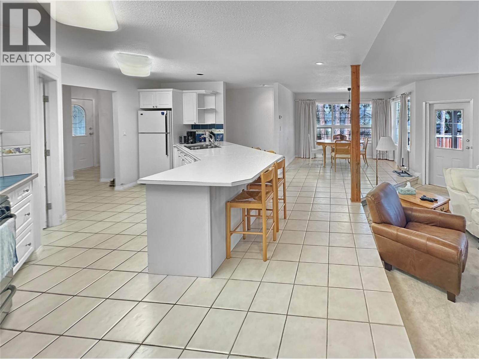 113 Deerview Crescent - 6