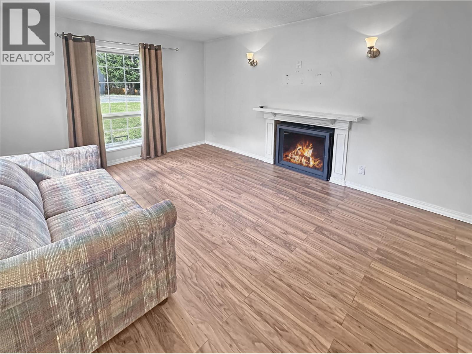 113 Deerview Crescent - 19