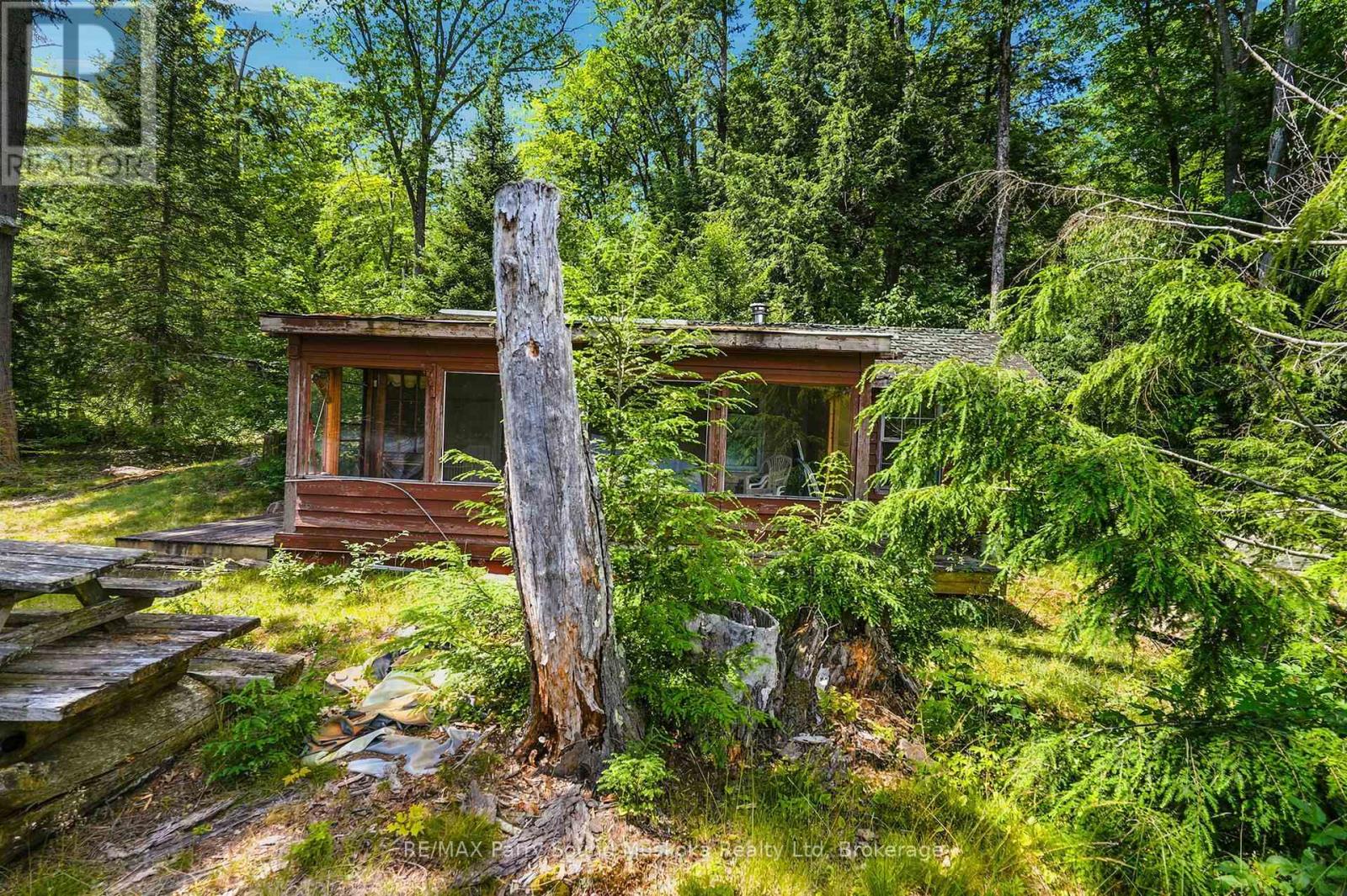 24 SOUTH CRANE LAKE ROAD - 28