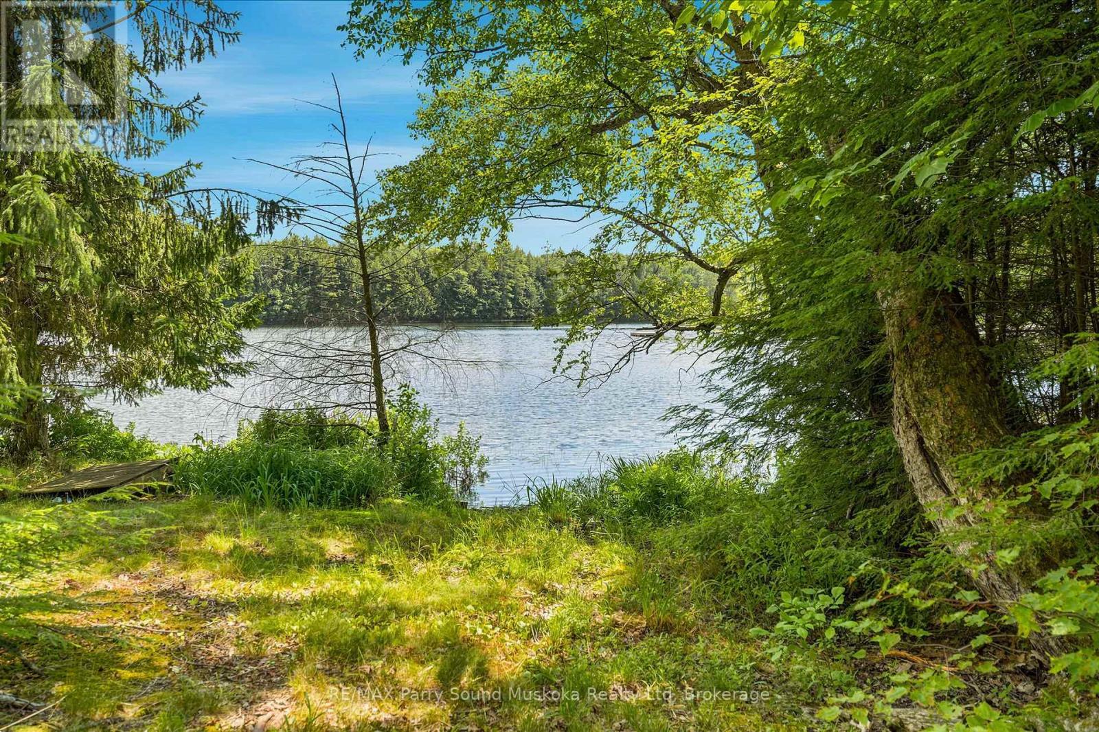24 SOUTH CRANE LAKE ROAD - 31